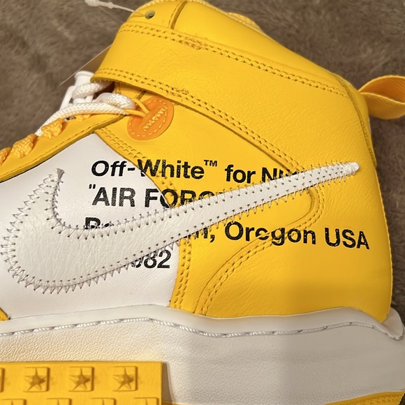 New mens size 10.5 NIKE OFF WHITE AIR FORCE 1 Limited Production. - Picture 9 of 13